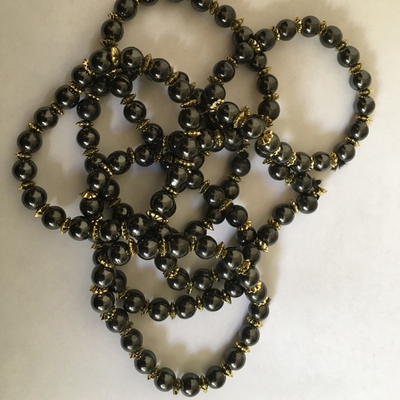Seven Hematite And Gold Bracelets - Picture 4 of 8